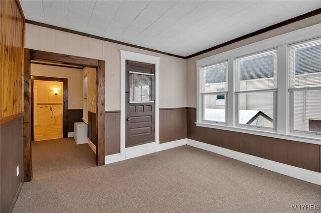 Building Photo - 314 Abbott Rd