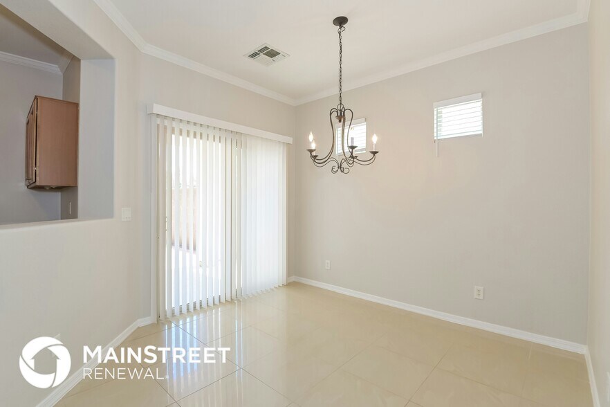 Building Photo - 14797 S Camino Tierra Del Rio