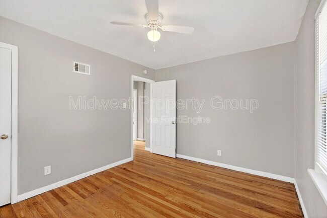 Building Photo - 8280 Frost Ave