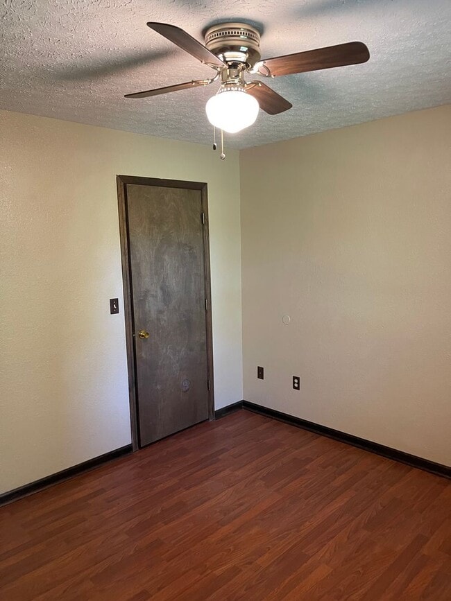 Building Photo - Available July 25th!!! No showings until June 1st