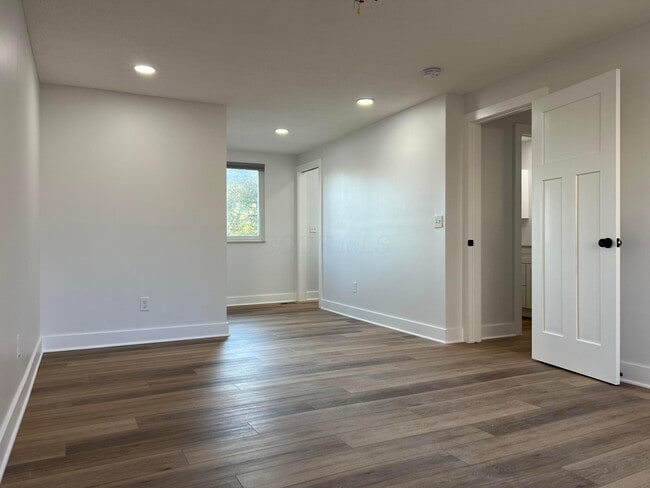 Building Photo - 9938 Melody Ln