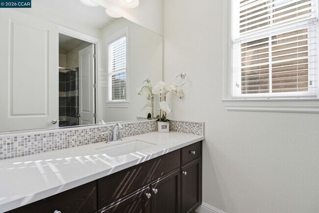 Building Photo - 1365 Bayberry View Ln