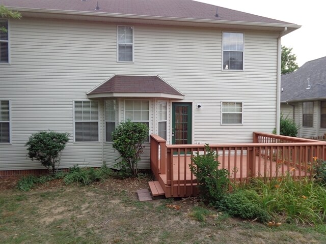 Building Photo - 164 Holt Hills Rd