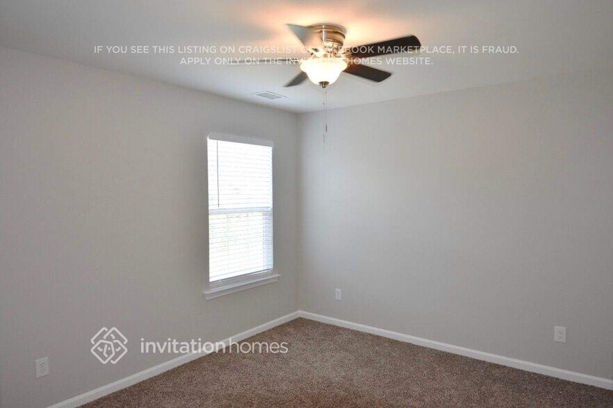 Building Photo - 3123 Old Ironside Dr