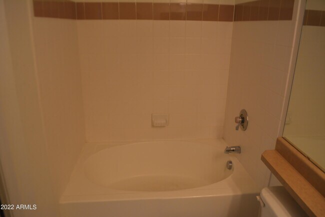 Building Photo - 1701 E Colter St