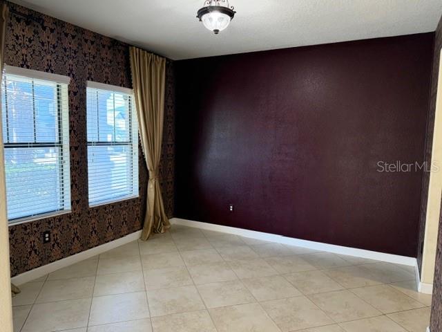 Building Photo - 7403 Fairgrove Ave