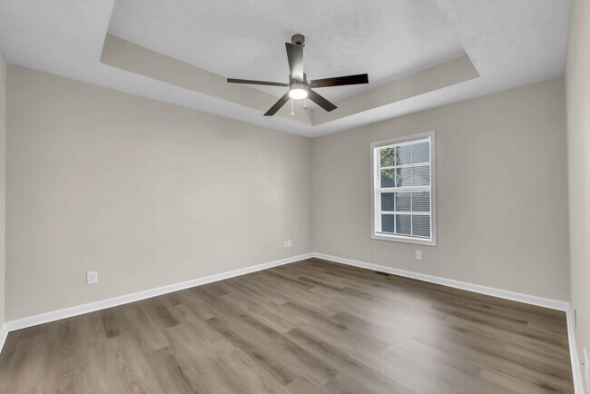 Building Photo - 1006 Bobcat Dr