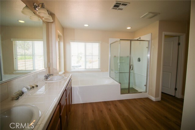 Building Photo - 29577 Longshore Dr