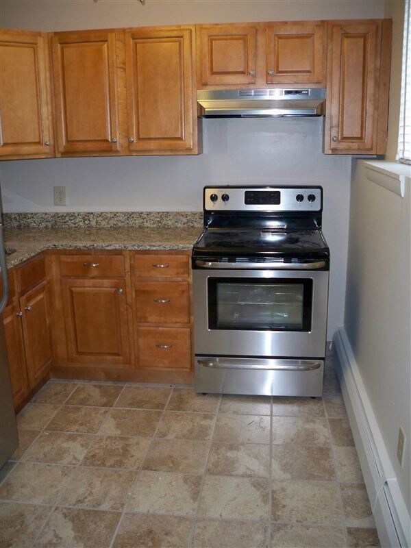 Building Photo - 1 br, 1 bath Apartment - The Francis