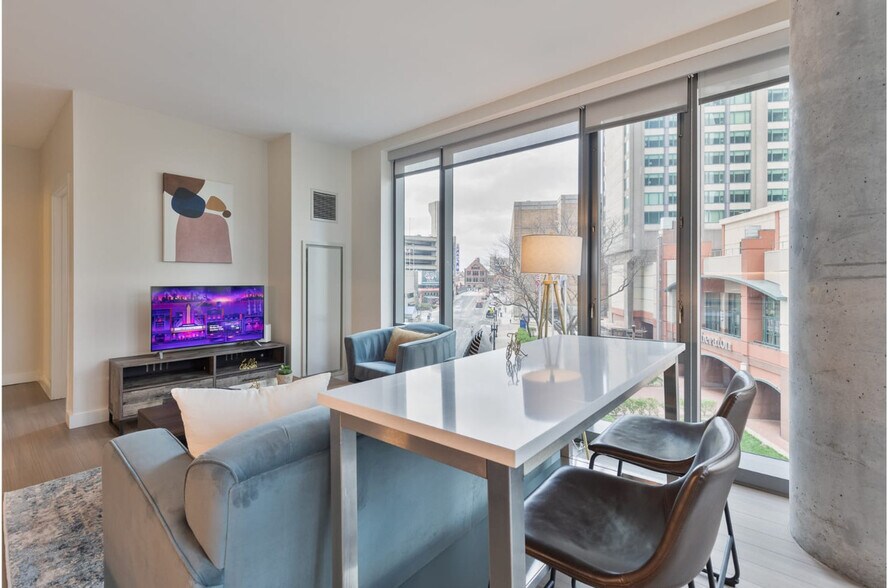 Building Photo - 57-59-59 Belvidere St