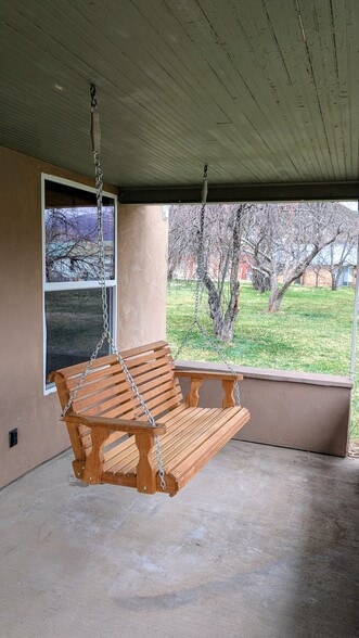 porch swing - 7850 Co Rd 203