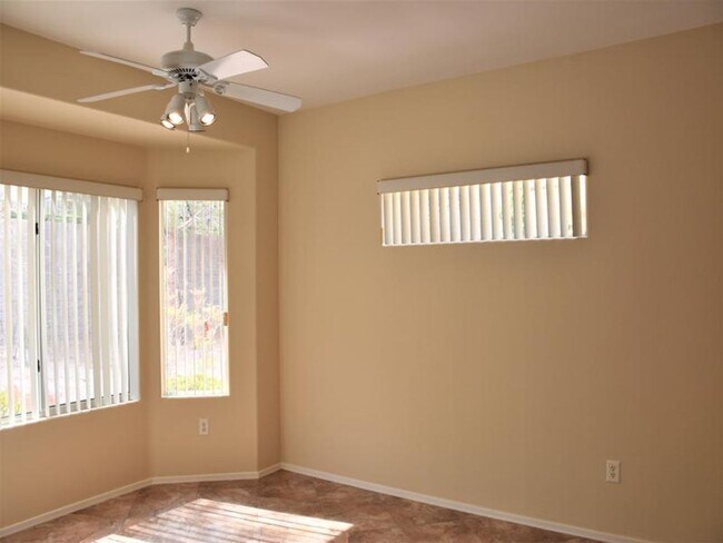 Building Photo - 1680 Fieldbrook St