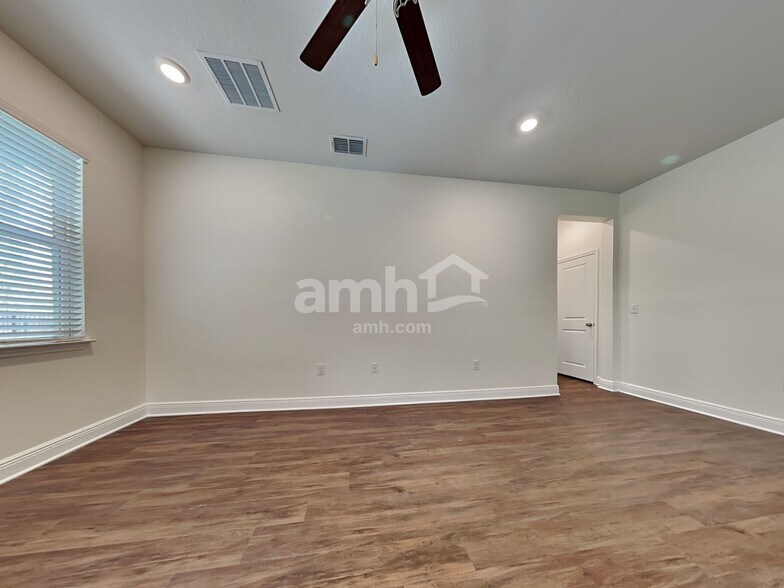 Building Photo - 6391 Emerald Hls Wy