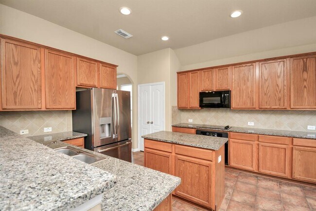 Building Photo - 6727 Oakman Ln
