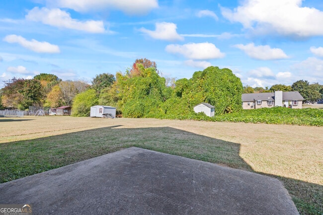 Building Photo - 399 Thomas Downs Way