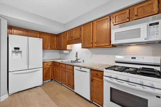 Building Photo - 1391 Sherwood Ct