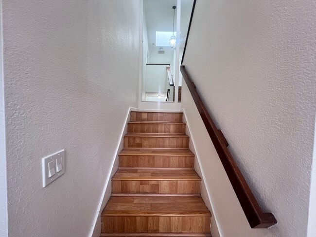 Building Photo - Two Story 3 Bed/Bath Single Family Home In Milpitas, Ca. For Rent!!! $500 OFF FRIST MONTHS RENT!
