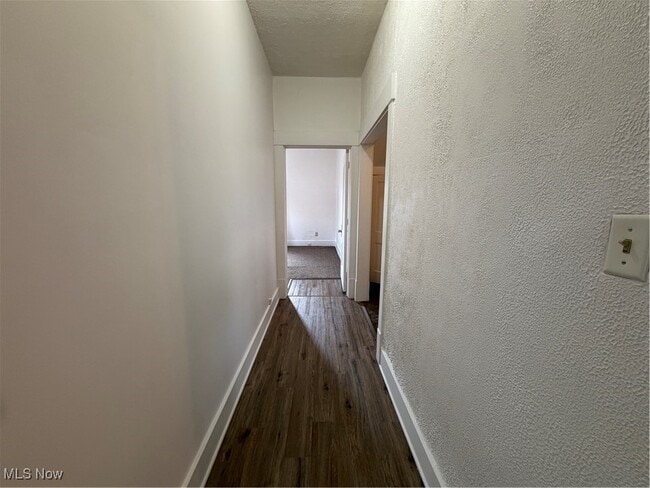 Building Photo - 317 12th St NE