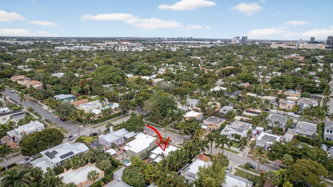 Building Photo - 616 Upland Rd