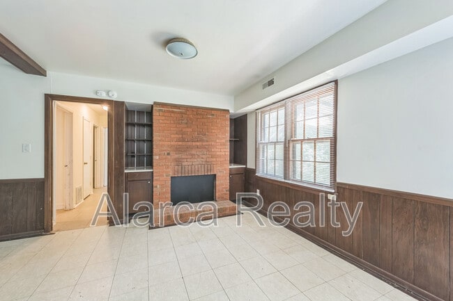 Building Photo - 7024 Milport Pl