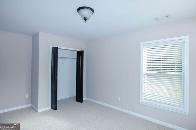 Building Photo - 3380 Gables Ct