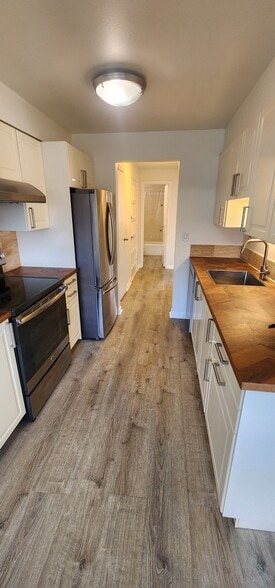 Building Photo - 17301 NE 45th St