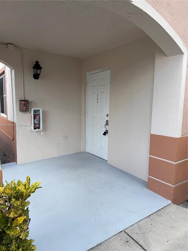 Building Photo - 2199 NW 77th Way