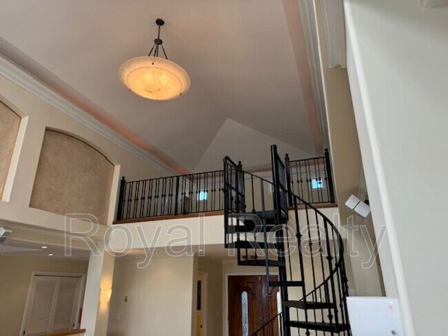 Building Photo - 92-1341-1341 Hauone St