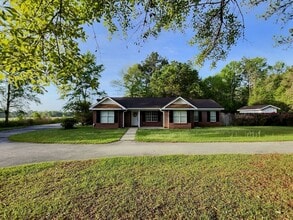 Building Photo - 3-bedroom 2-bathroom home in Vancleave, MS