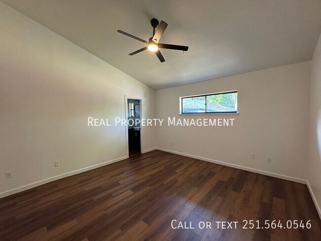 Building Photo - 265 Thrift St