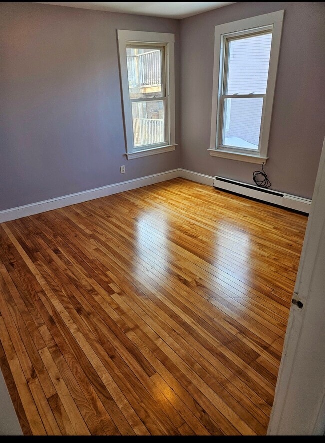 Building Photo - 37 3rd St