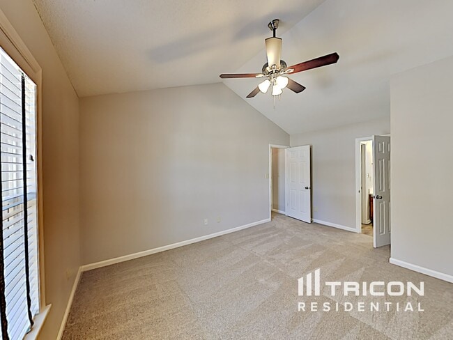 Building Photo - 2113 Ruddy Rd