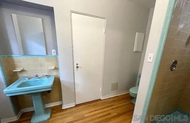 Building Photo - 3311 Xenophon St