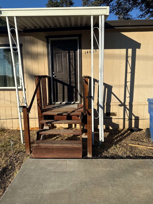 Building Photo - Spacious Mobile Home for Rent – NEW heatin...