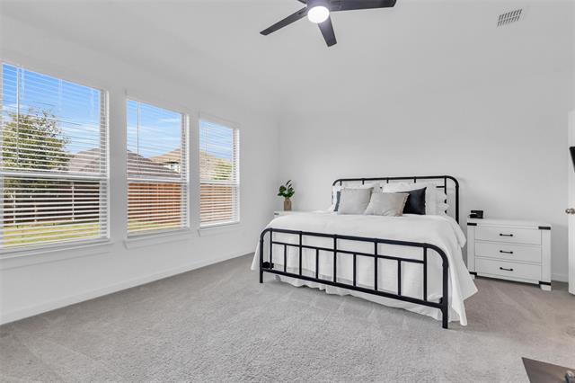 Building Photo - 2428 Mankato Dr