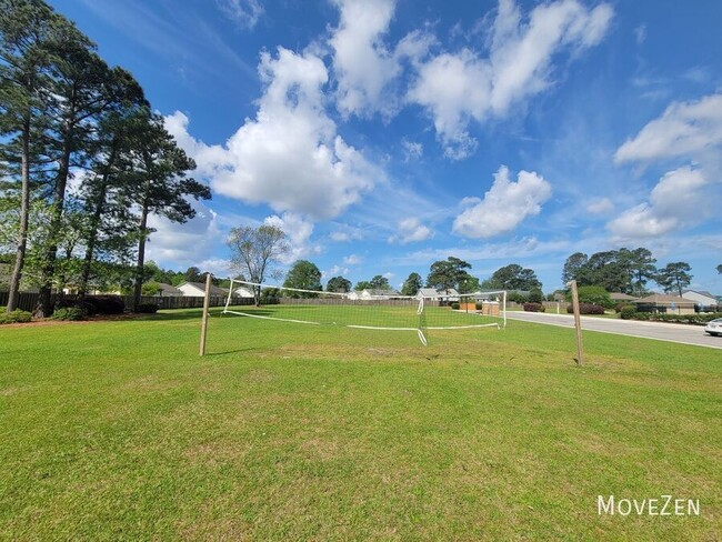 Building Photo - 1731 Pepperwood Way