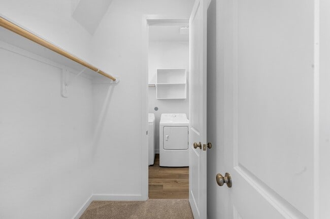 Building Photo - 2323 Hazel Berry St