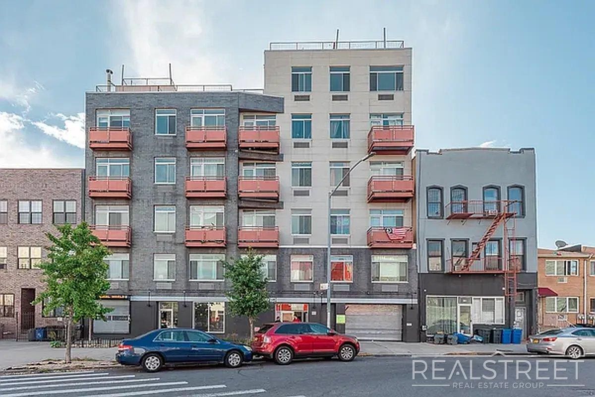 Building Photo - Massive Outdoor Patio | Spacious 3BR/2BA Apartment in Bushwick–East Williamsburg