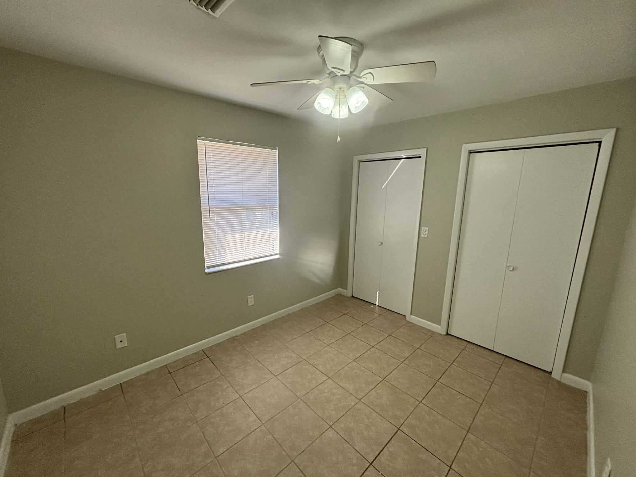 Building Photo - 3894 NW Archer St