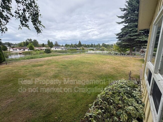 Building Photo - 8252 Cowichan Rd