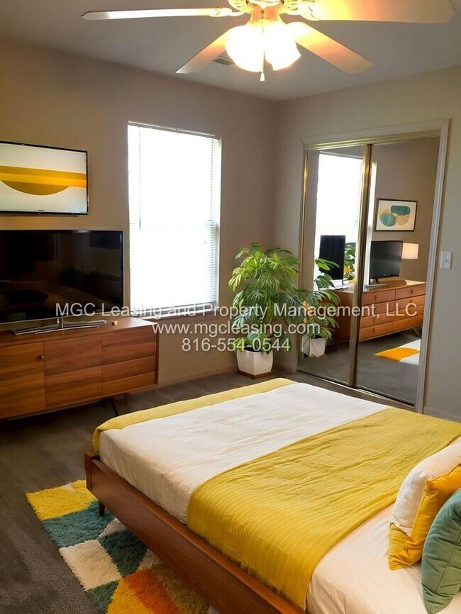 Building Photo - Charming Townhome in Harrisonville, MO!