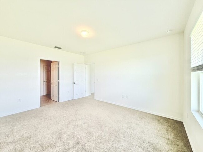 Building Photo - 3422 Cancun Ct