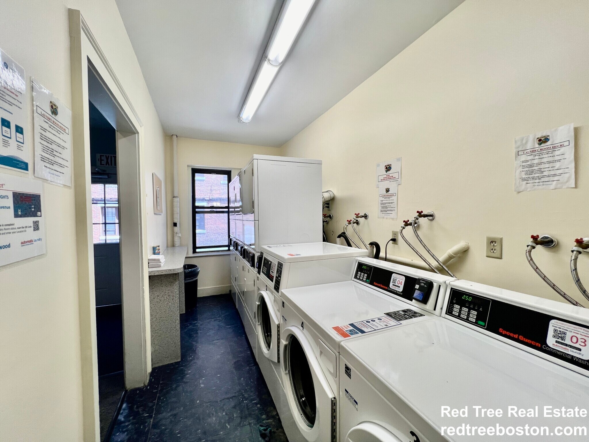 Building Photo - 141 Englewood Ave