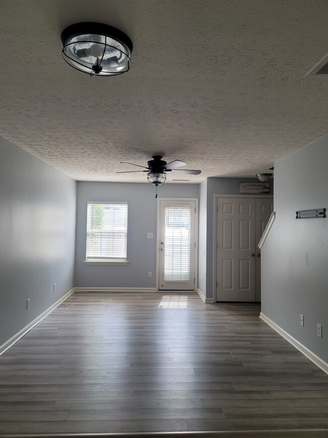 Building Photo - 5332 Big Bass Dr