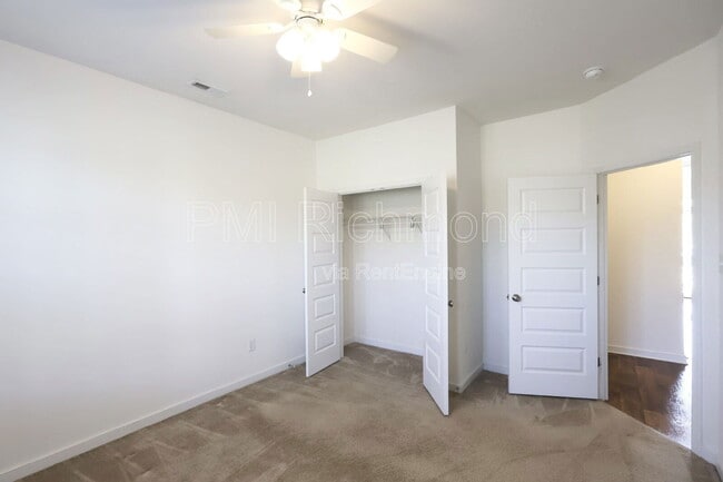 Building Photo - 12005 Rubystone Dr