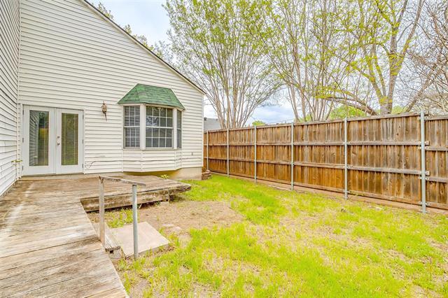 Building Photo - 4909 Birchman Ave