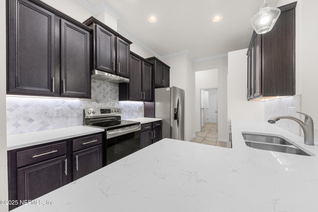 Building Photo - 11597 Paceys Pond Cir