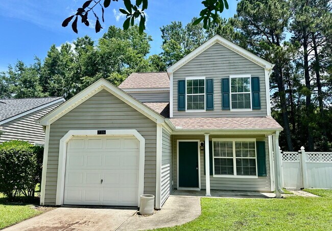 Primary Photo - Four Bedroom Home with Private Fenced Back...
