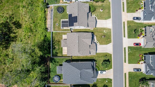 Building Photo - Gorgeous 5BR 3BA Home in Colfax