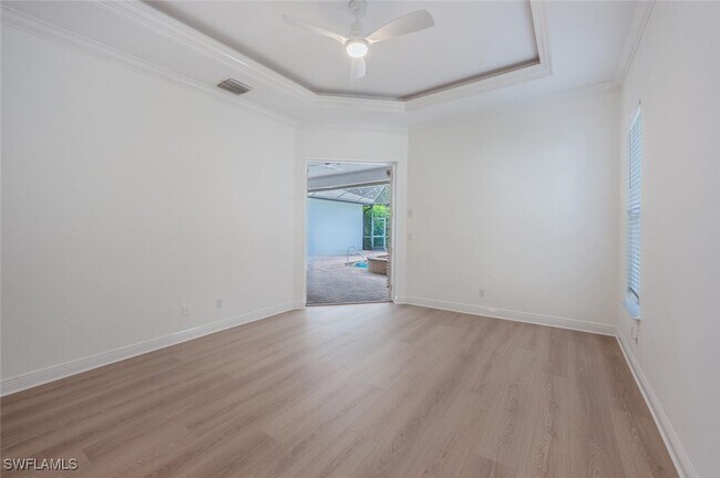 Building Photo - 600 6th Ave N